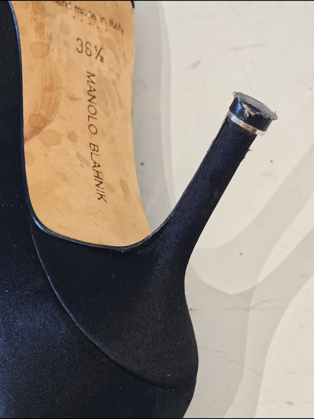 Manolo Blahnik Black Satin Hangisi Crystal-Embellished Pumps - Picture 12 of 12
